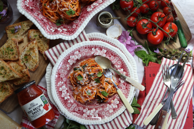 One-Pot Tomato Pasta